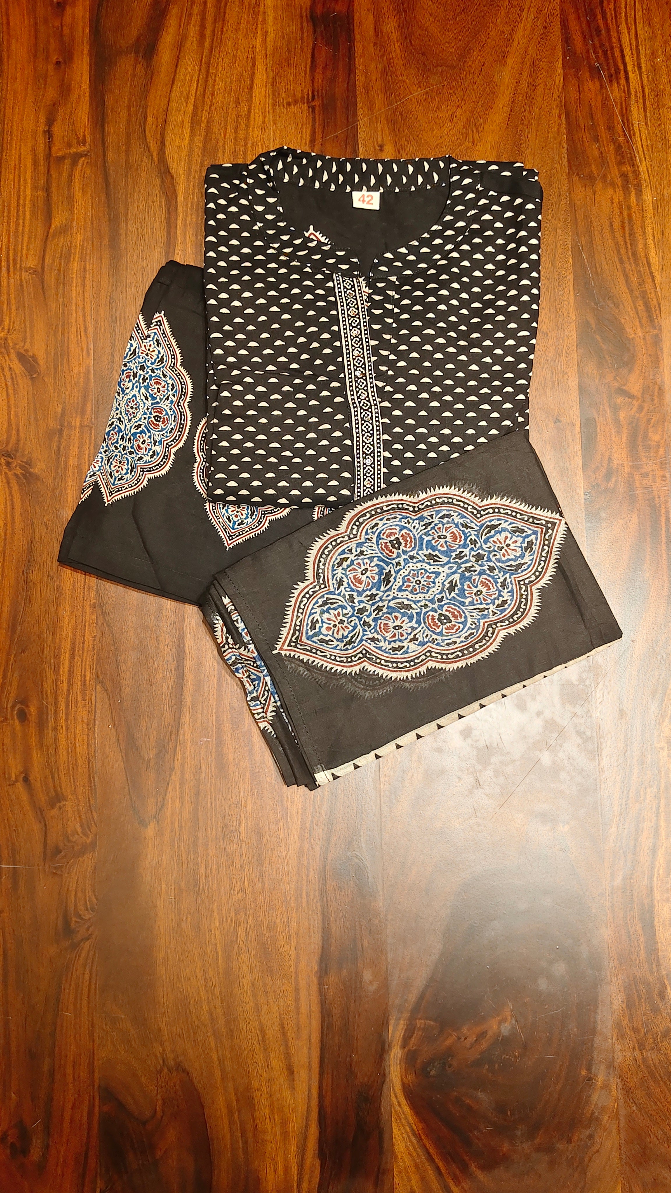 Readymade churidar set