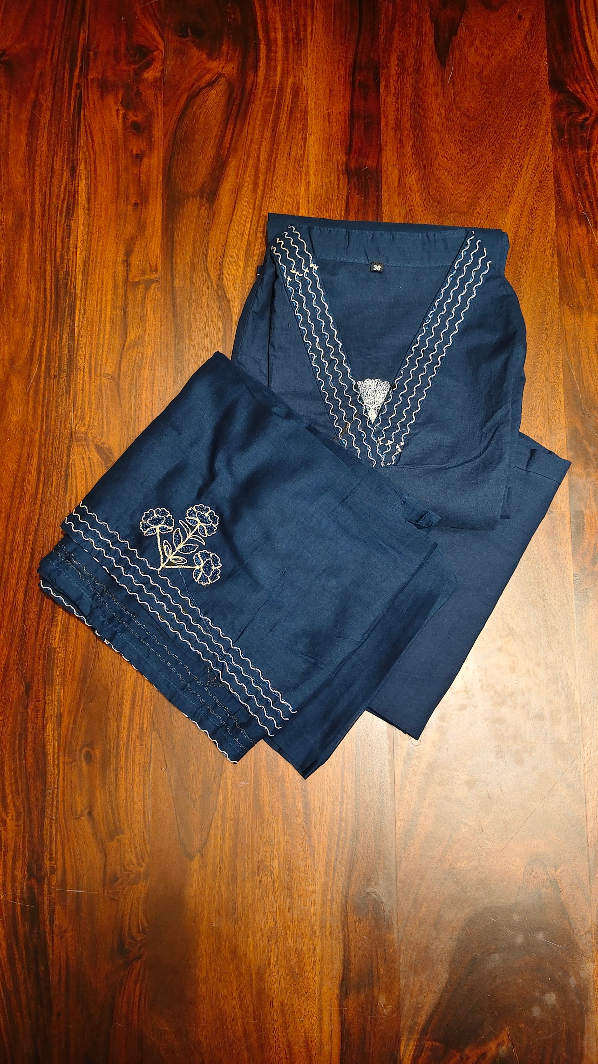 Readymade churidar set