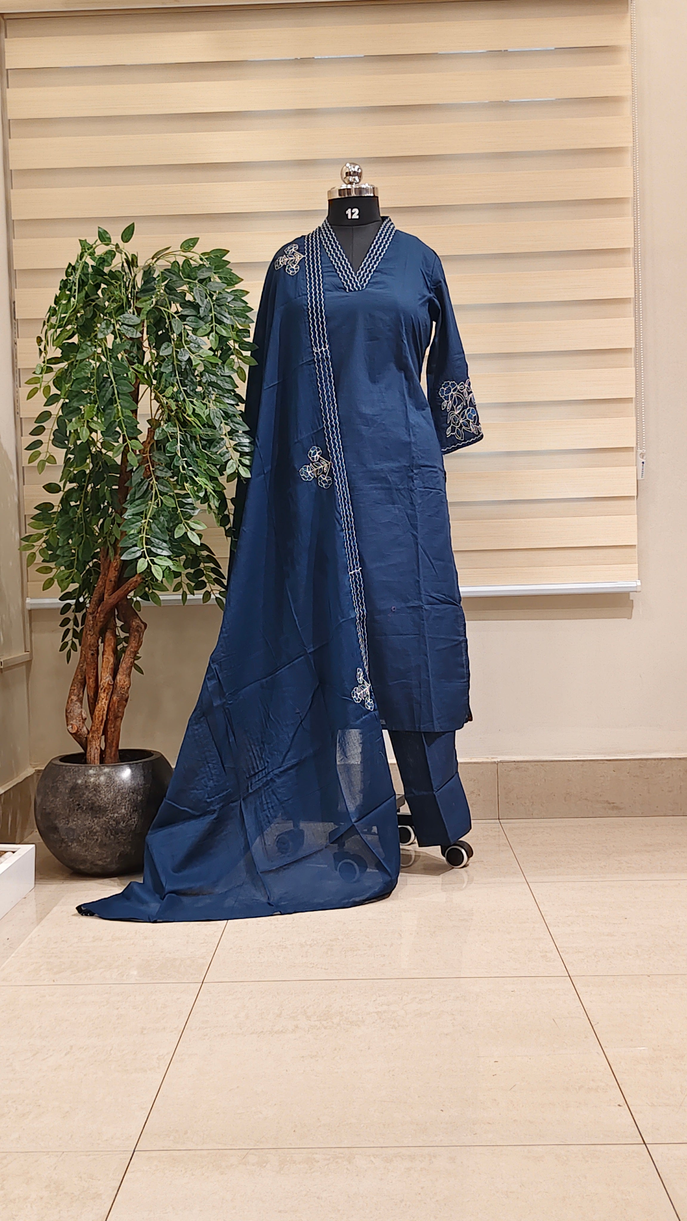 Readymade churidar set