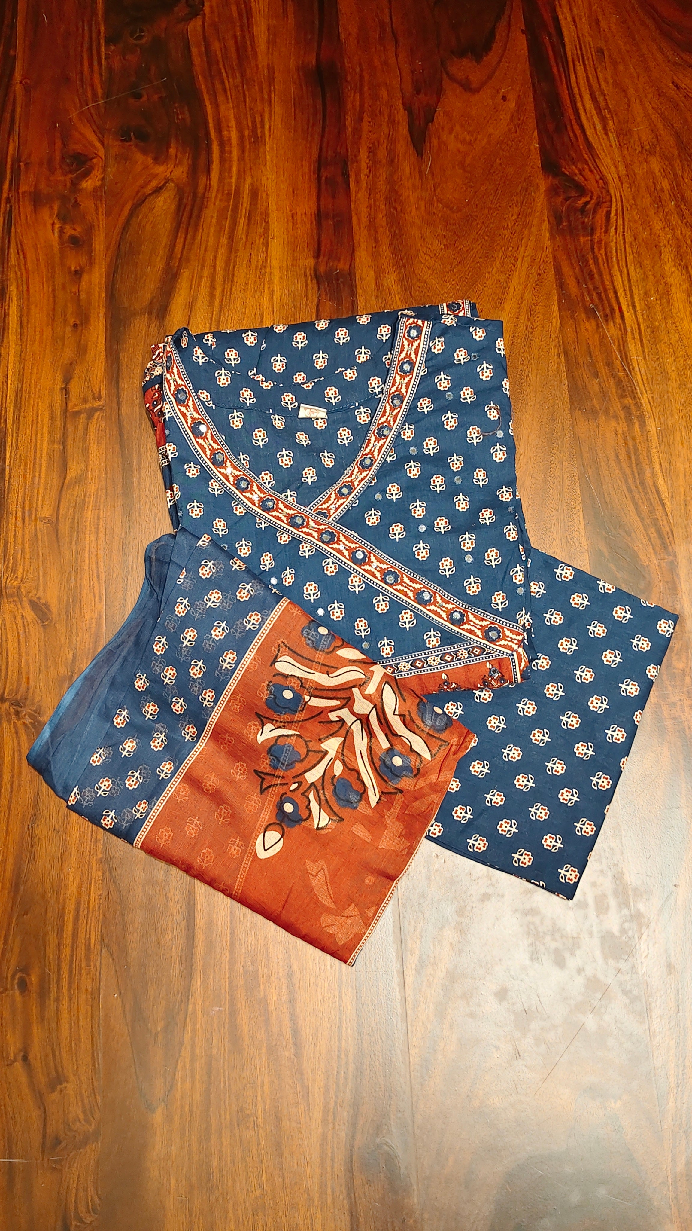 Readymade churidar set