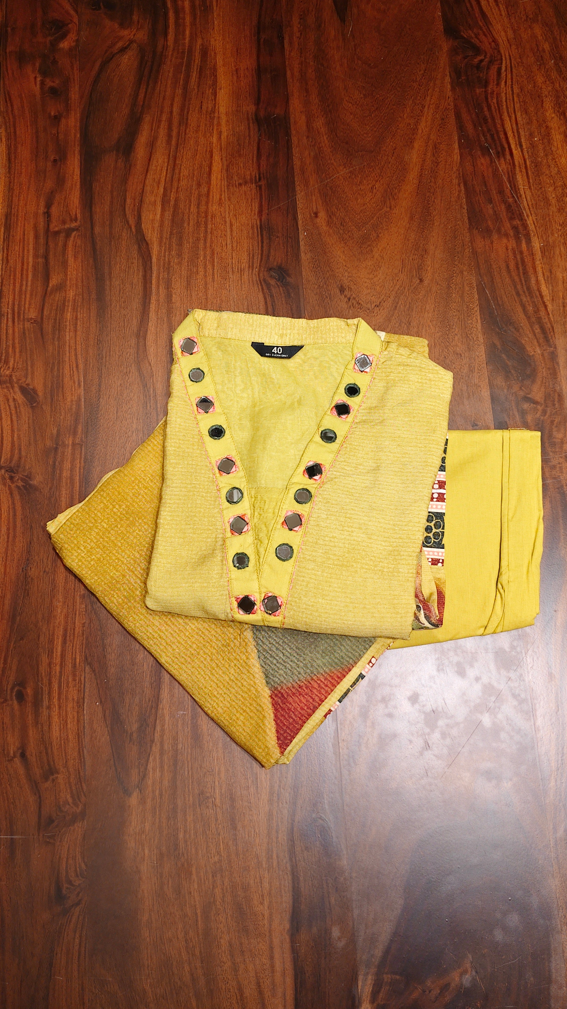 Readymade churidar set