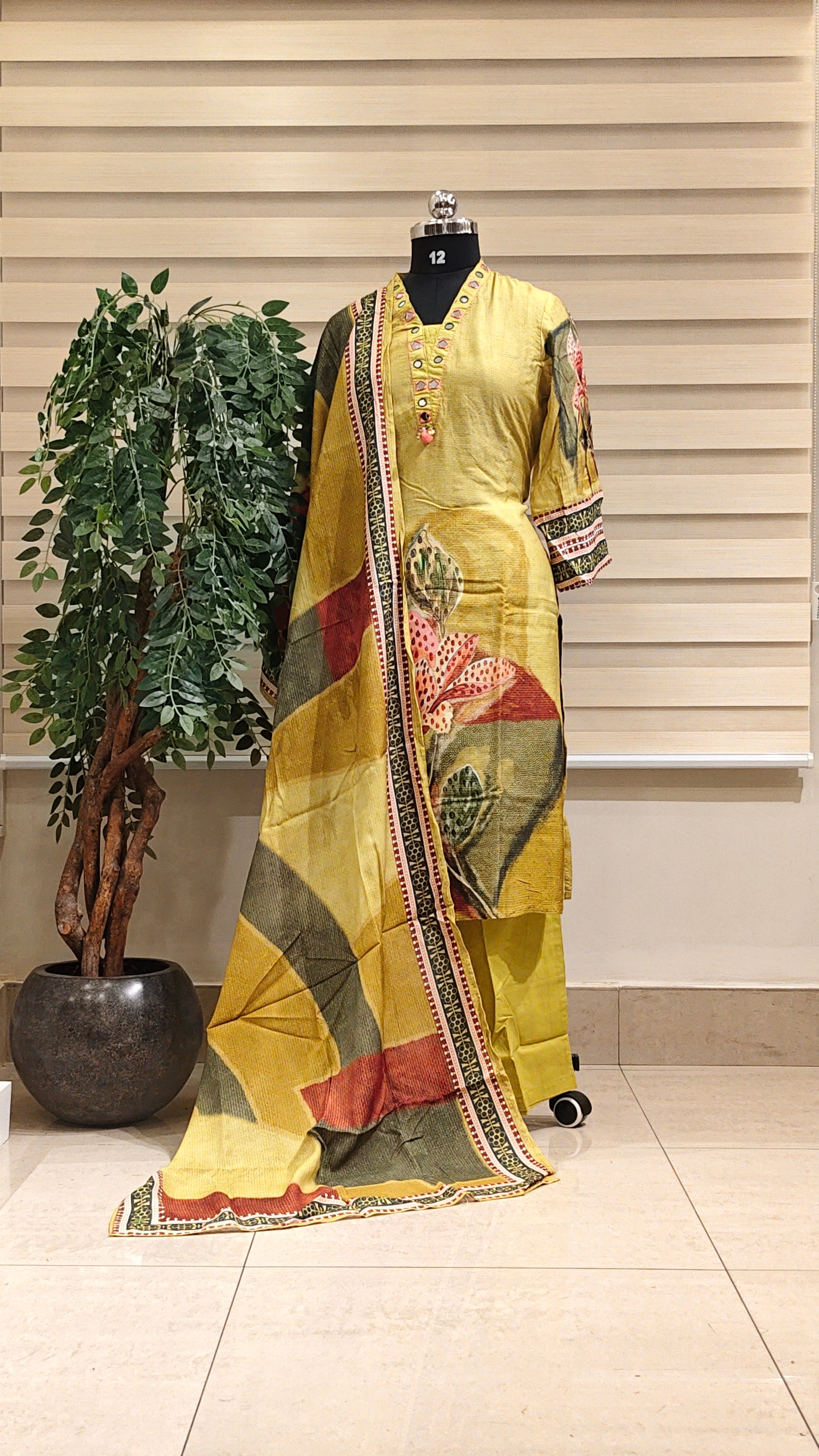 Readymade churidar set