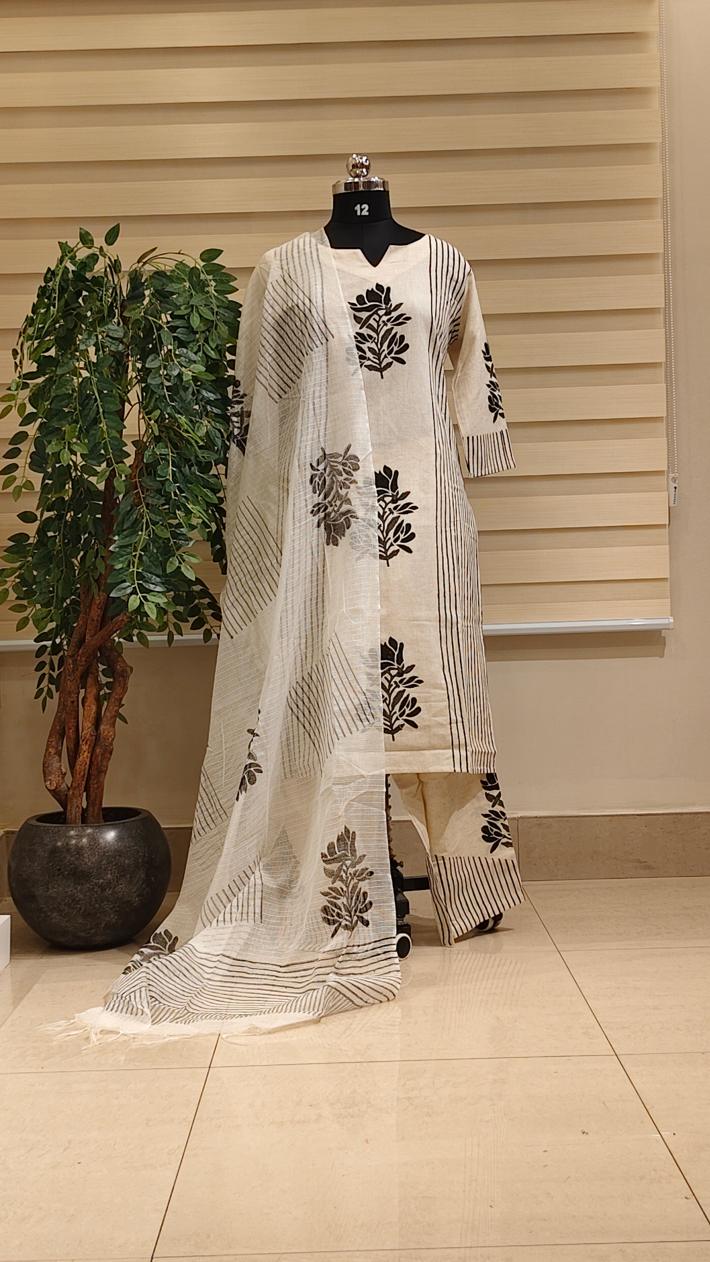 Readymade churidar set